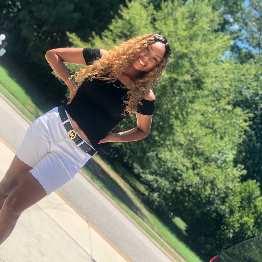 Meet your Posher, Janell